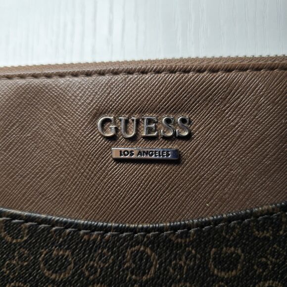Guess Los Angeles Wristlet Faux Leather Brown Logo Print Women's - Picture 3 of 6